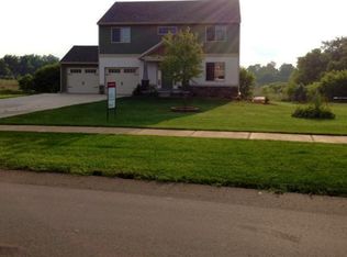 16224 Trent Ridge Dr, Cedar Springs, MI 49319