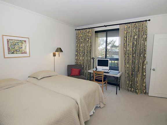 4th image of 17 Seaview Dr