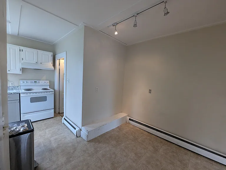 275 High St #1 — Photo 23