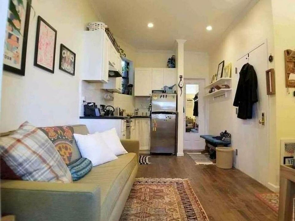 1st image of 82 16th St #13L