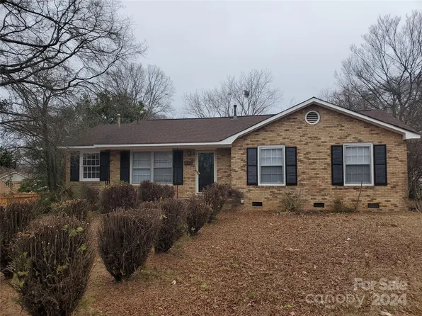 2824 Dalecrest Dr, Charlotte, NC 28269