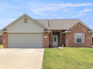 2202 N Burdick St, Stillwater, OK 74075
