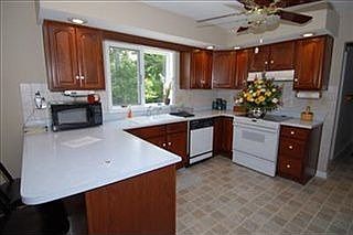 2nd image of 380 Marian Dr