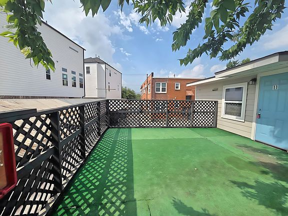 3rd image of 4313 Harrisburg Blvd #10904564