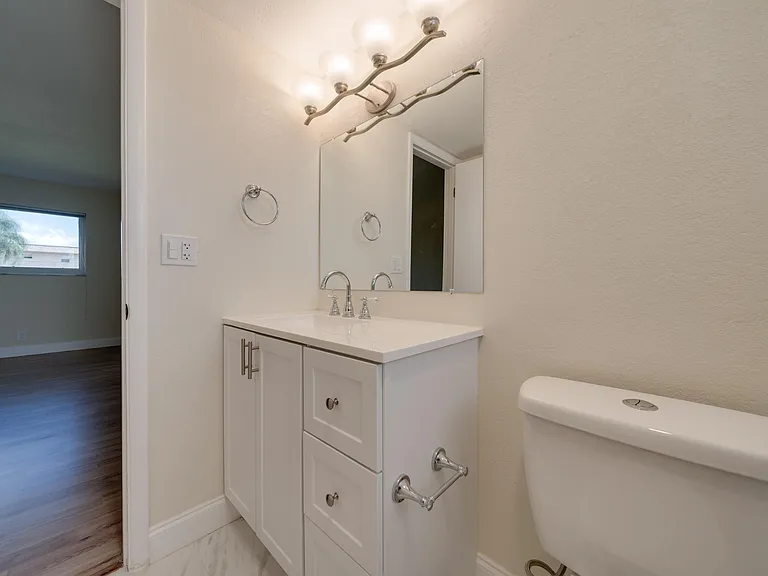 701 Lori Dr #209 — Photo 98