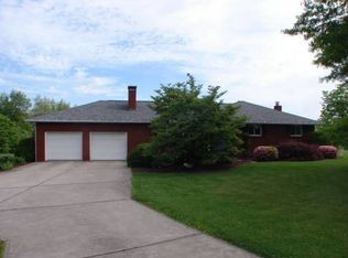 429 Rose Ln, Mt Pleasant, PA 15666