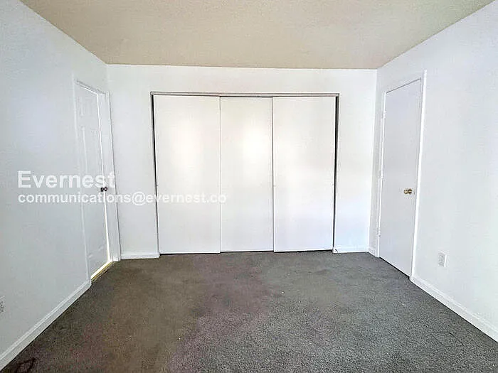 1011 Fallcrest Ct #202 — Photo 10