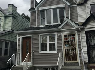 15815 75th Rd, Fresh Meadows, NY 11366