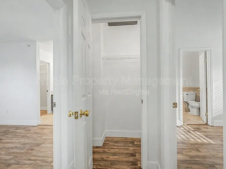 1330 S Monaco Street Pkwy #6 — Photo 11