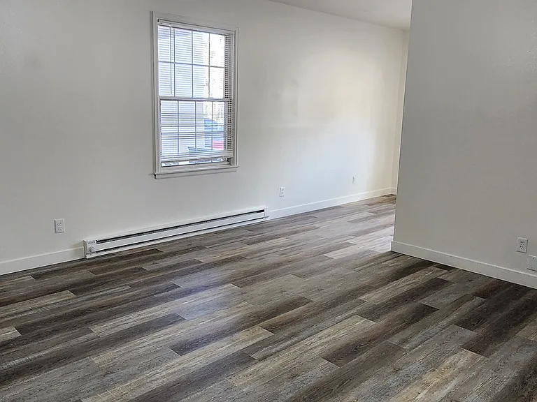 611 Lind Ave #101 — Photo 8
