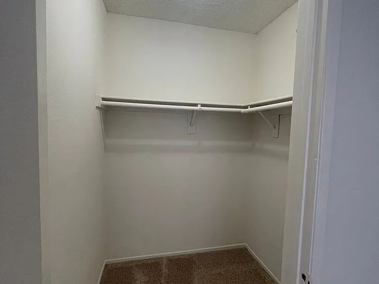 380 N Catalina Ave #1 — Photo 27