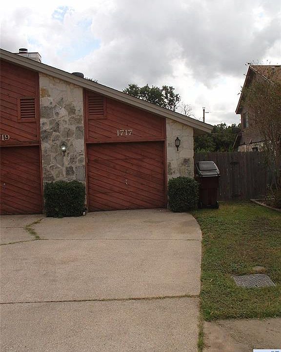 1st image of 1717 Horseshoe Cir