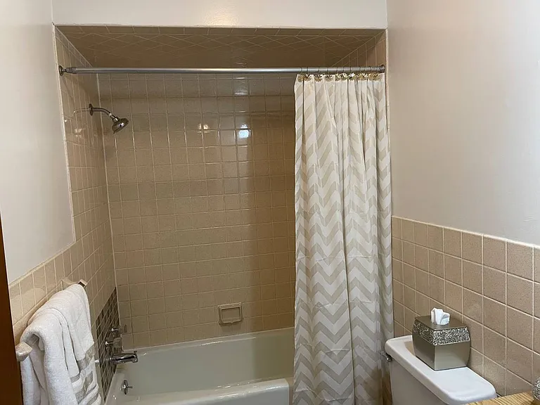 Tiled Shower w/ Tub