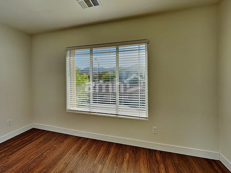 7632 Butler Mesa St — Photo 16