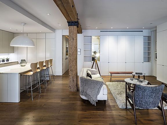 4th image of 467 Greenwich St Unit 4SOUTH