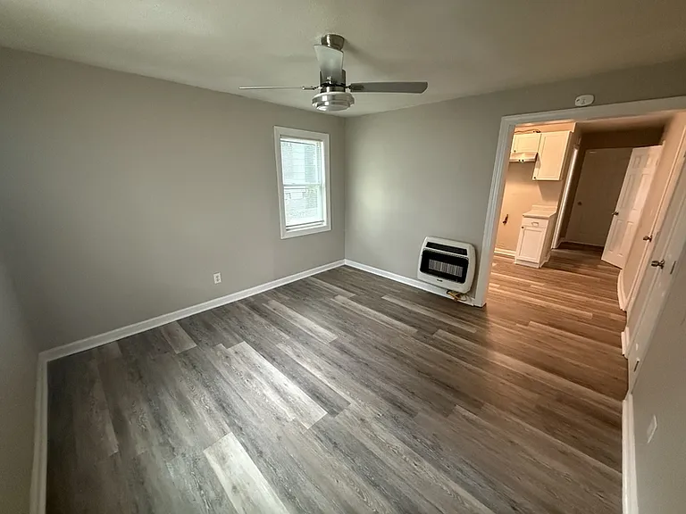 3042 McAdoo Ave #1 — Photo 5