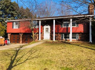 39 Bernwood Dr, North East, PA
