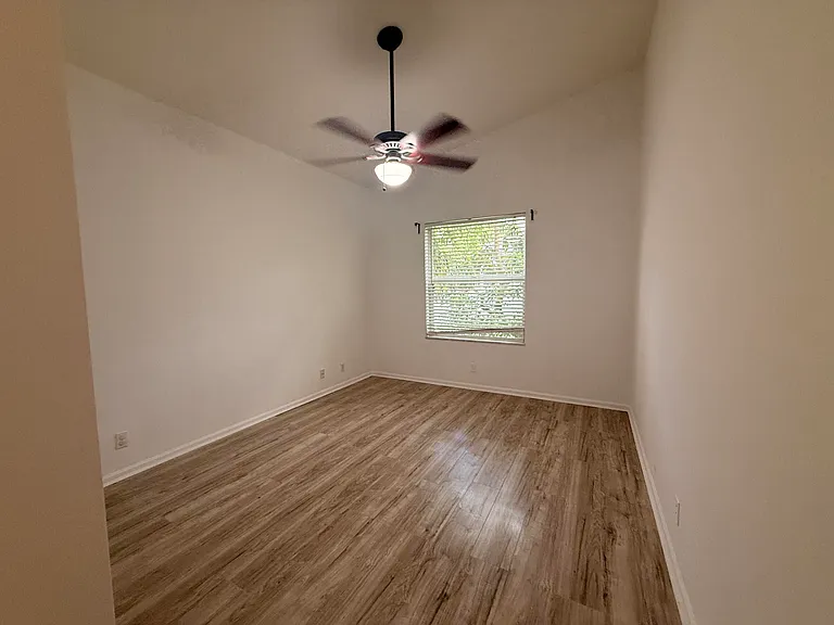10372 Old Winston Ct — Photo 17