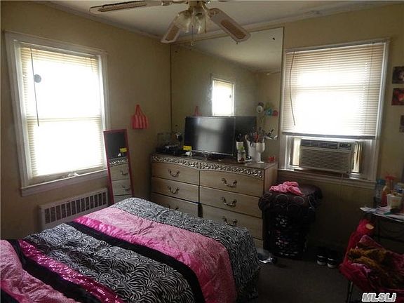 5th image of 1043 Jerusalem Ave