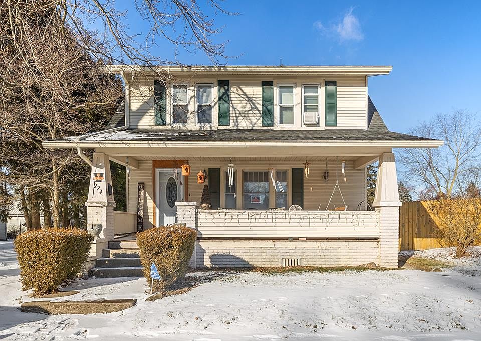 1st image of 224 Erie St
