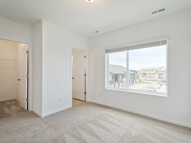869 Birdwhistle Ln #5 — Photo 16
