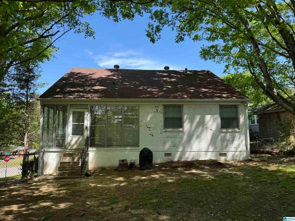 1900 Lynn Rd, Anniston, AL 36207