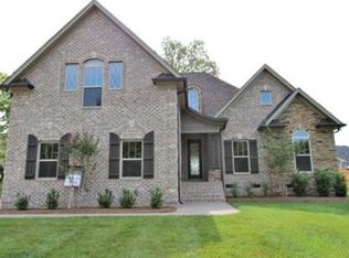 427 Acacia Grove Ln, Lebanon, TN 37087