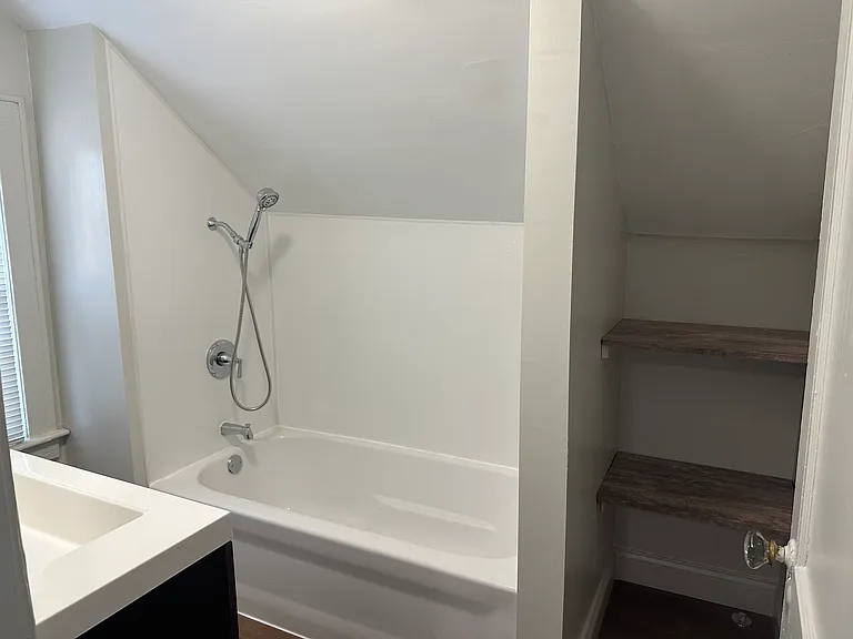 623 Jefferson Ave #6 — Photo 10