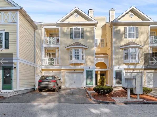 709 Gazebo Cir, Reading, MA 01867