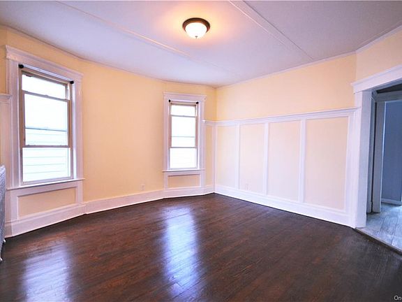 3rd image of 90 Chester Pl Floor 2