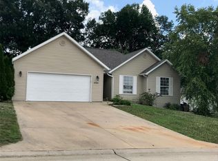 2390 Cheetah Ln, Cape Girardeau, MO 63701