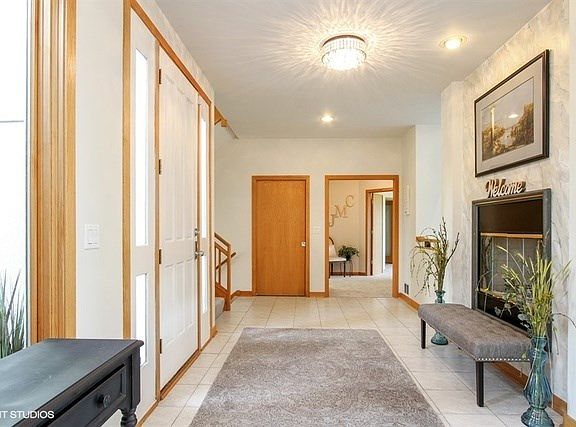 5th image of 26636 N Longmeadow Dr