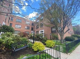 337 Tappan St APT 6, Brookline, MA 02445