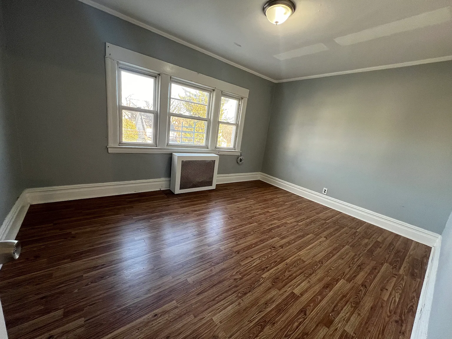 66 N Columbus Ave — Photo 4