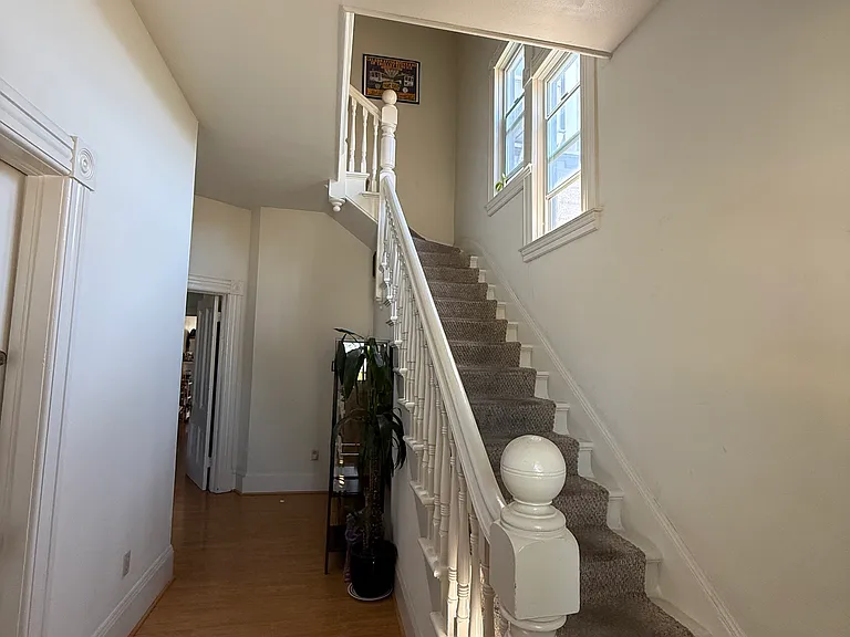 1391 Washington St — Photo 4