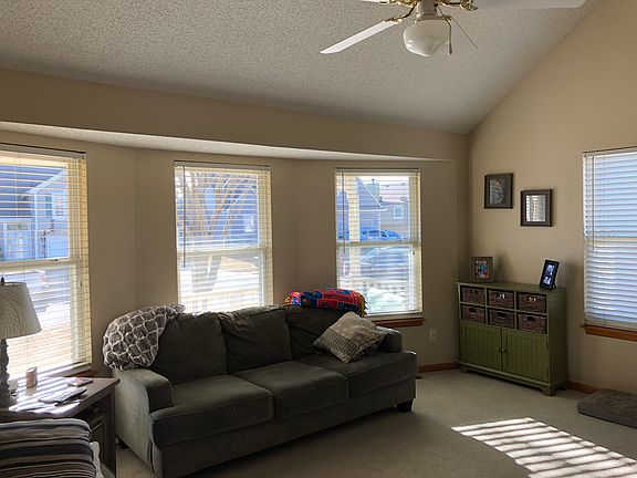 LR with bay windows