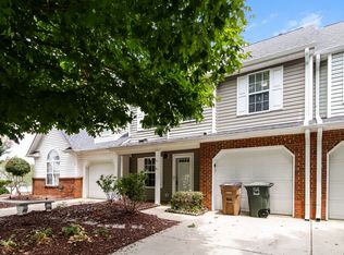 6 Hudson Cir, Greensboro, NC 27410