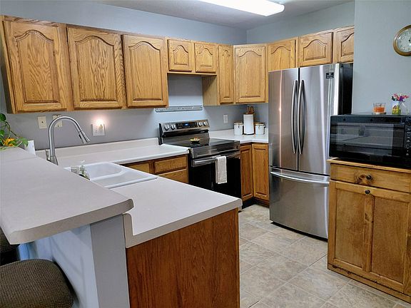 4th image of 725 Kitterman Cir