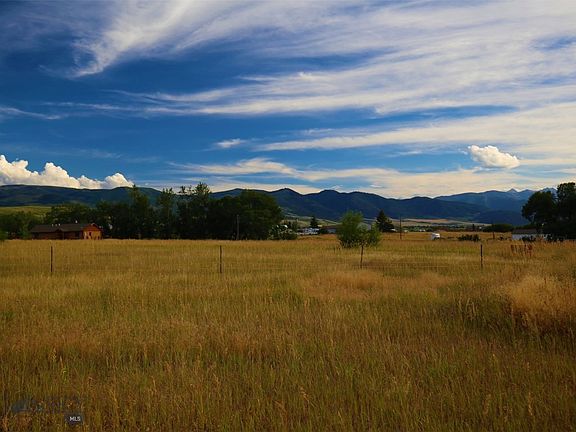 2nd image of 250 Glacier Mountain Ln