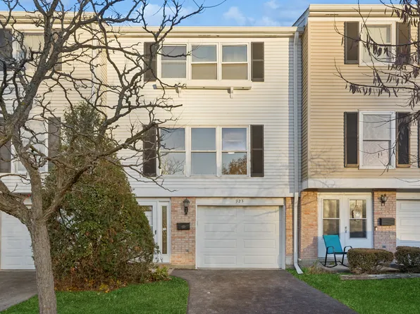 923 Banbury Ct, Schaumburg, IL 60194