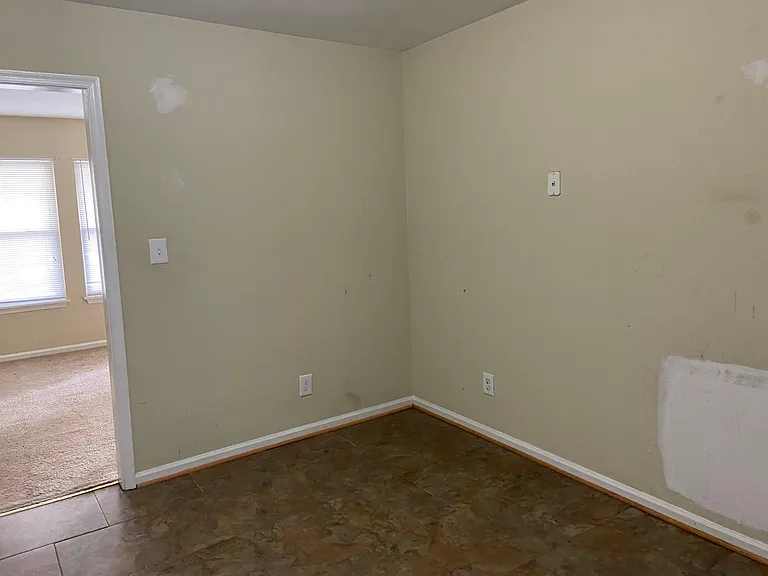 2124 Belvin Pl — Photo 2