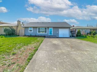 945 Olympic St, Springfield, OR 97477