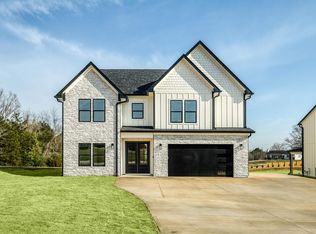 3621 Pennington Rd, Greer, SC 29651