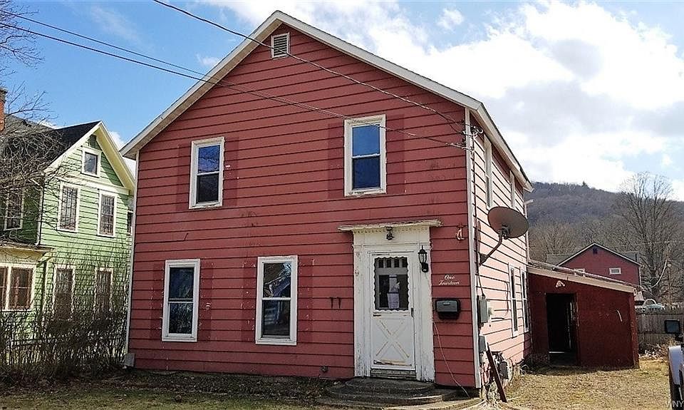 1st image of 114 Wellsville St