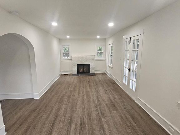 4th image of 471 Glassboro Rd