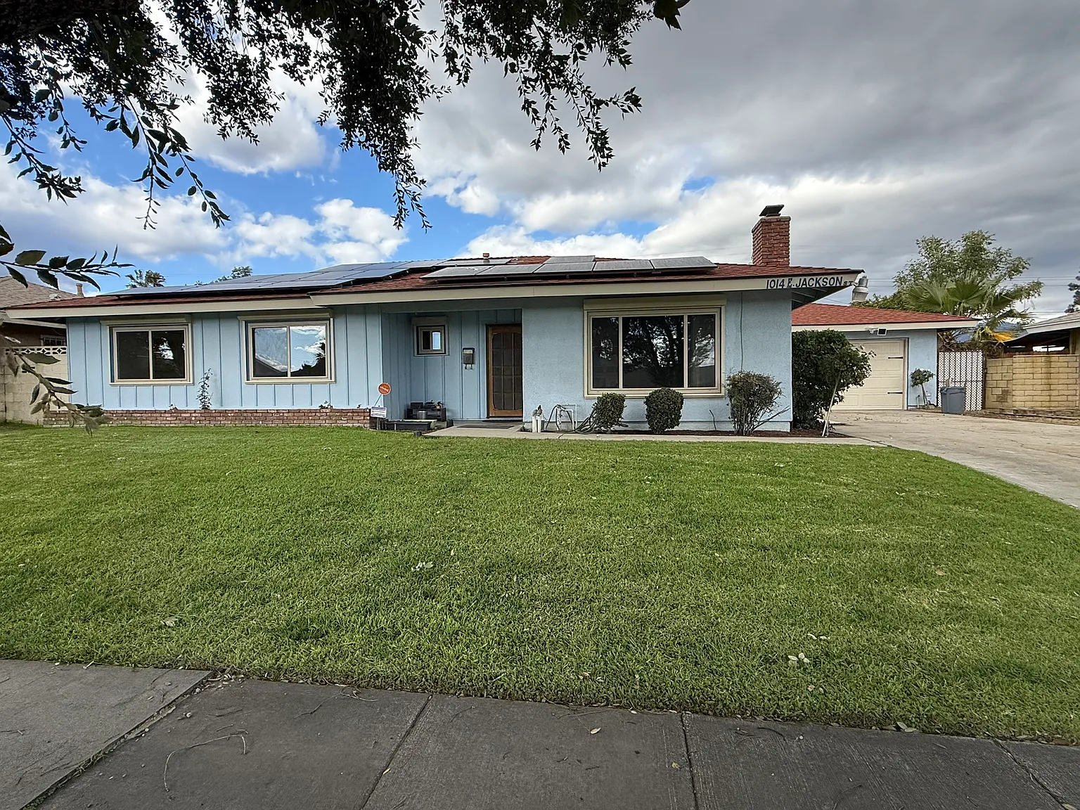 4 bed, 1572 sqft, $3,750 — Photo 1
