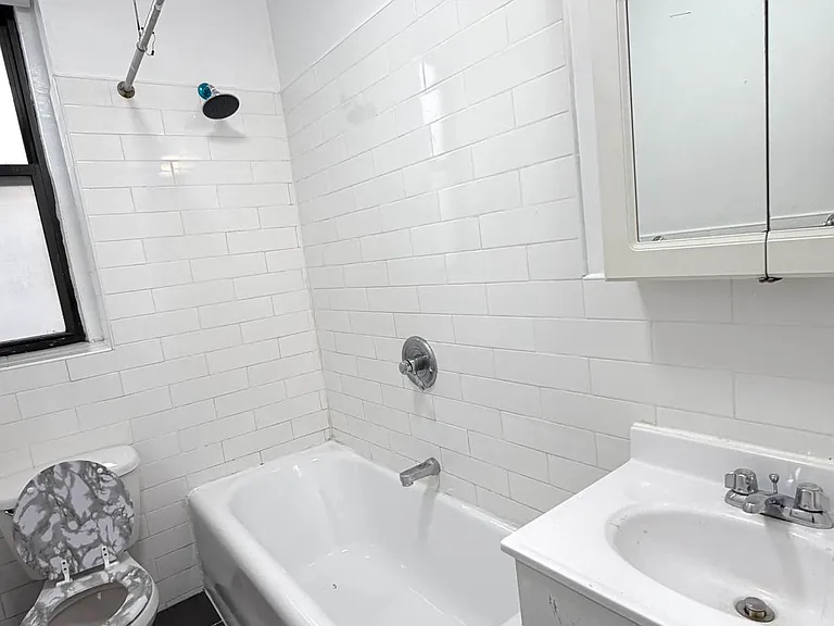 1501 Ocean Pkwy #B13 — Photo 4