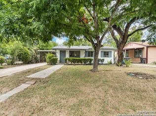 2906 W French Pl, San Antonio, TX 78228