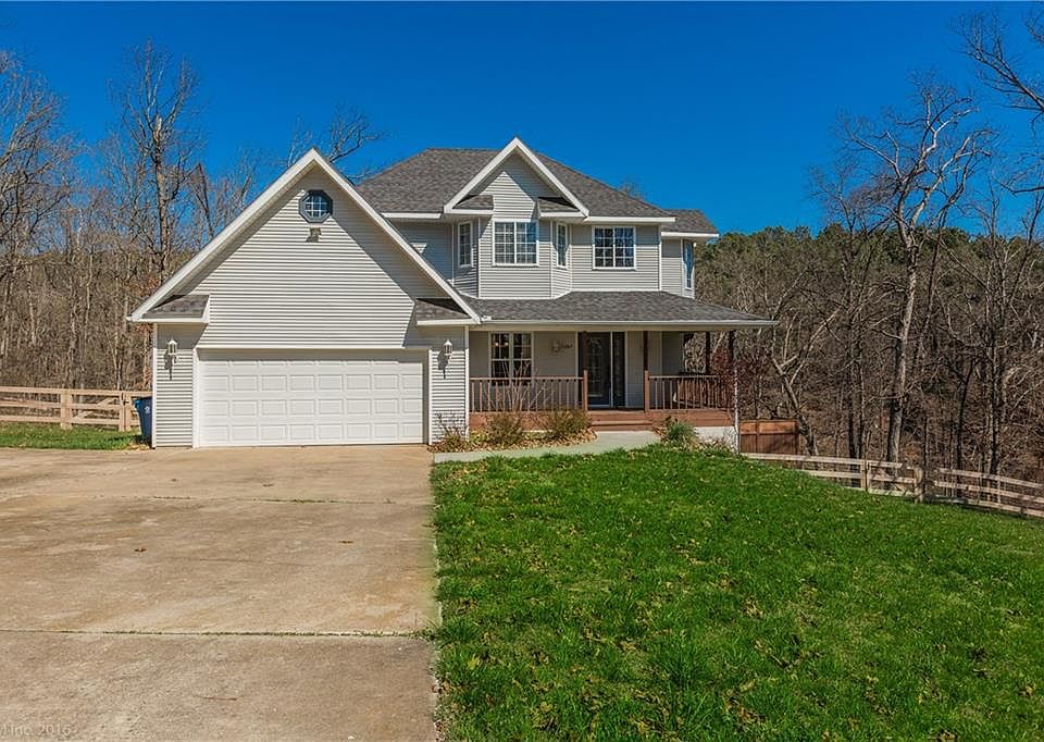 1st image of 11987 Oak Hills Dr