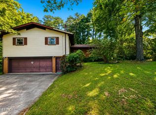 4009 Hitching Post Rd, Pigeon Forge, TN 37863